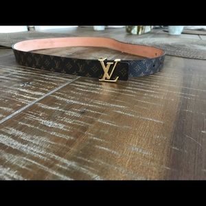 Louis Vuitton belt